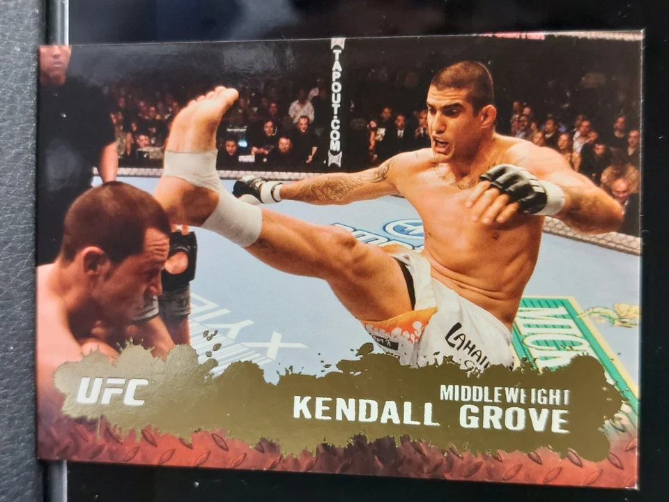 Kendall Grove #97 2009 Topps UFC Round 2 Thick Gold Parallel - Image 1 of 2