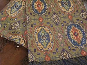Exotische Tischdecke, Stoff, Textil 76'' L. - Bild 1 von 3