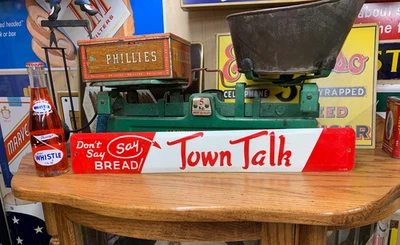 VINTAGE 1950's (TOWN TALK  BREAD) METAL ADVERTISING SIGN, (20"x 3") NICE COND - Image 1 of 4