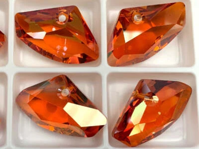 Swarovski Art 6657 Galactic Horizontal Pendant 39mm Crystal Apricot Rainbow ctd - Image 1 of 4