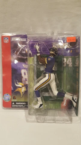 McFARLANE NFL LEGENDS MINNESOTA VIKINGS RANDY MOSS SPORTSPICKS # 1 ACTION FIGURE Cover