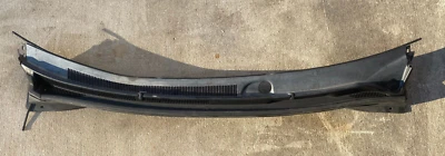 Cubierta de cubierta de cubierta de motor limpiaparabrisas Kia Sedona 2015-2021 panel de moldura parabrisas plástico OEM Foto 1 de 2