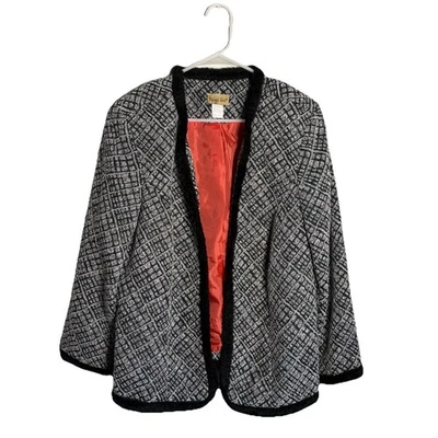 Винтажная полночная бархатная праздничная куртка черная серебристая с красной подкладкой отделка из искусственного меха L - Изображение 1 из 4