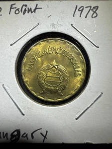 Hungary 1978 Brass 2 Forint Coin w/Nat'l Arms Uncirculated Beautiful Coin - Picture 1 of 2