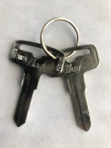 YH24 uncut key blanks. Pack of 2 - Imagen 1 de 1