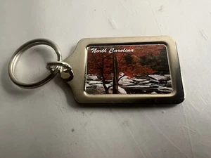 Souvenir Keychain: North Carolina - Metal - Picture 1 of 4