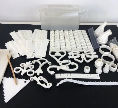 Betty Crocker Decorators Delight Caddy w/120 Piece Decorating Set - Imagem 1 de 4