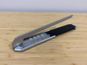 DISNEY Star Wars Galaxy's Edge Legacy Lightsaber Hilt Stand Brand New - Picture 1 of 9