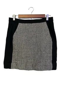 J. Crew Size 2 Black White Herringbone Wool Blend Mini Skirt Pockets - Picture 1 of 11