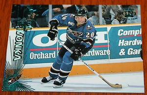 1997-98 Pacific Collection Hockey Card Michal Pivonka #285 Emerald Green (?) - Picture 1 of 2
