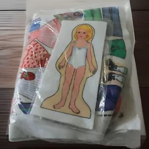 Independent Story Teller Deluxe Ragazza Vestiti Feltro Bambola Kit Bionda Gioco Vintage - Foto 1 di 6