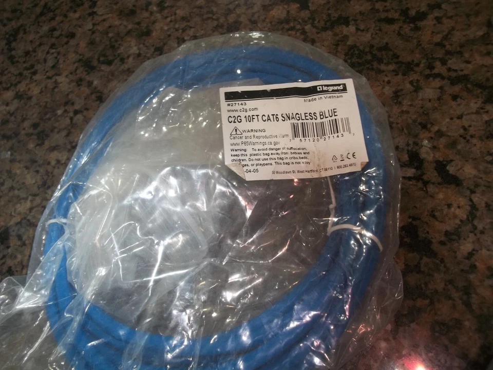 C2G 10ft CAT6A Snagless BLUE 00698 - Image 1 of 1