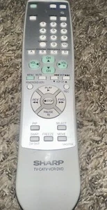 Control remoto Sharp GA027SA TV-CATV-VCR-DVD OEM - Imagen 1 de 5