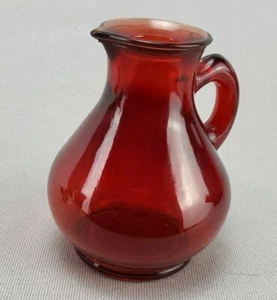 Mini jarra de vidrio rojo retro Avon - Imagen 1 de 6