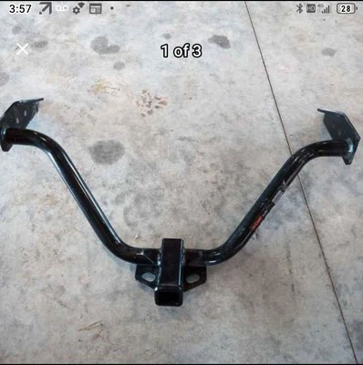 Receptor de enganche de remolque Curt clase 3 13529 para Chrysler Pacific 2004-2008 Foto 1 de 2