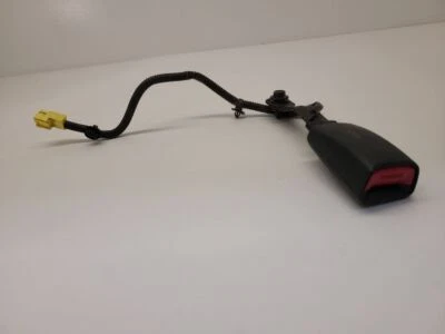 Cinturón de seguridad delantero izquierdo usado se adapta a: Kia Rio 2013 asiento de cubo hebilla del conductor con S Foto 1 de 4