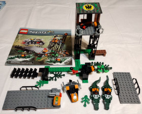 Lego Agents 8632 - Swamp Raid w/ Instructions (Incomplete Set) No Figures