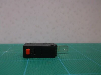 Recortadora/bordeadora Switch Off A GH900 Black & Decker 6,5 Amp 14" Foto 1 de 2