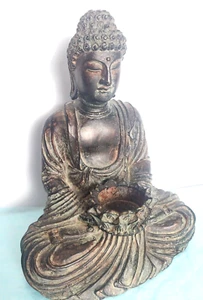 Budda in legno intagliato a mano con piatto offerta - Foto 1 di 9
