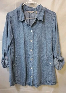 Camisa túnica suave envolvente azul denim estampado animal abotonada con bolsillos M - Imagen 1 de 7