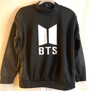 BTS Sweatshirt Crewneck Korean K-POP Women’s Asian Medium Black Large Logo - Picture 1 of 3
