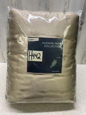 Hudson Park Collection Nouveau KING Quilted Coverlet Gold New