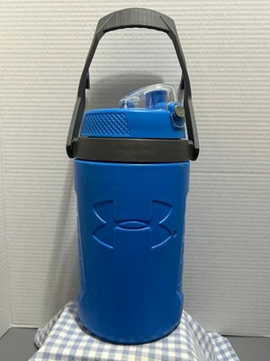 Jarra enfriadora de bebidas Under Armour de 1/2 galón de Thermos azul y negro Foto 1 de 4