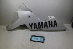 Yamaha YZF-R1 RN09 Bj: 2002-2003  Seitenverkleidung Links Unten/ Bug Weiß - Bild 1 von 4