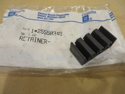 OEM # 25550348 GM General Motors DELCO OEM new STEEL BRAKE LINE RETAINER - Image 1 of 4