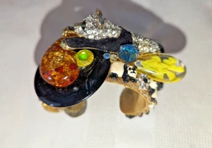 Brazalete panda firmado por Wendy Gell bellamente hecho a mano y con joyas - Imagen 1 de 8