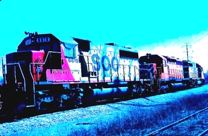 ORIGINAL KODACHROME SLIDE SOO LINE SD40-2 #6619 DEARBORN, MI MARCH 1986 - Picture 1 of 1