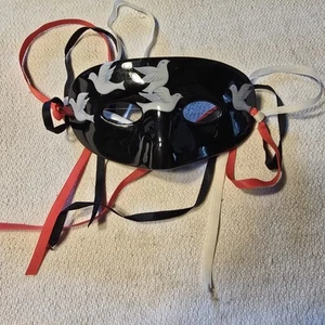 Vandor Maske Papagei Perlen 1979 weiße Taube Porzellan Wohndeko Bänder Japan  - Bild 1 von 3