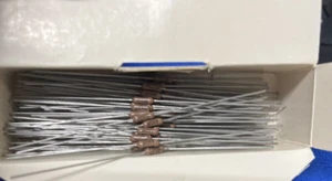 DALE ~ RN55D4322F ~ RES,THICK FILM,43.2KOHMS,200WV,1+/-% TOL (LOT OF 100) - Picture 1 of 3