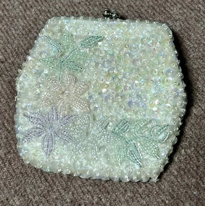Handmade Beaded Sequin Coin Purse - Picture 1 of 6