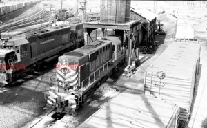 4DD946 NEG/RP 1976 LEHIGH VALLEY RAILROAD LOCO #7643 SAYRE PA - Picture 1 of 1