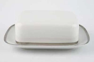 Thomas - Medaillon Thick Platinum Band - Butter Dish - 66586G - Picture 1 of 1