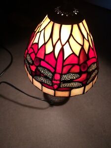 Lampe de table à poser - art