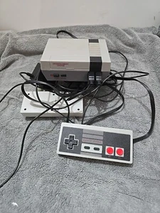 Not Nintendo But Works (A118) - Picture 1 of 2