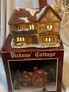 VTG Dickens' Cottage Christmas Ceramic Lighted House Works - Picture 1 of 17