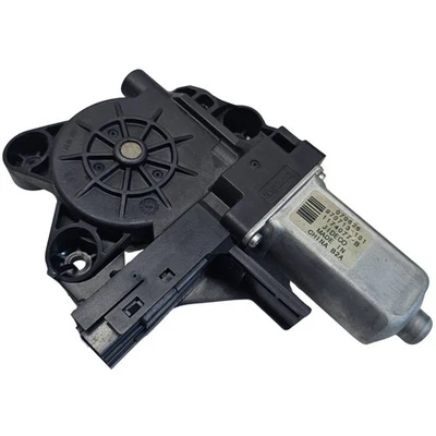 1174077B Front Door Window Regulator Motor Volvo V70 2009 - Imagem 1 de 3