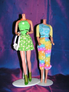 BARBIE, vêtements n° 25225 fashion fever et n° 68213 1999 - Foto 1 di 2