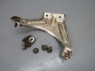 Soporte de escape delantero para Audi S3 A3 2015-2020 OEM Foto 1 de 4