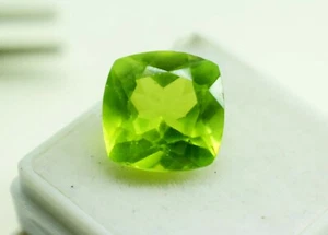 Natürlicher Peridot Edelstein grüne Farbe 10 Karat Kissenform zertifizierter ... - Bild 1 von 11