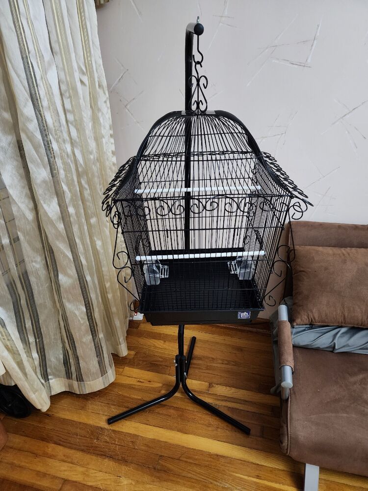 Prevue Pet Products Jumbo Bird Cage, 18-Inch by 18-Inch With A Stand 