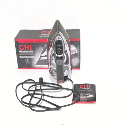CHI Electronic Iron w/ 8' Retractable Cord Titanium Infused Ceramic Plate - USED - Image 1 of 4