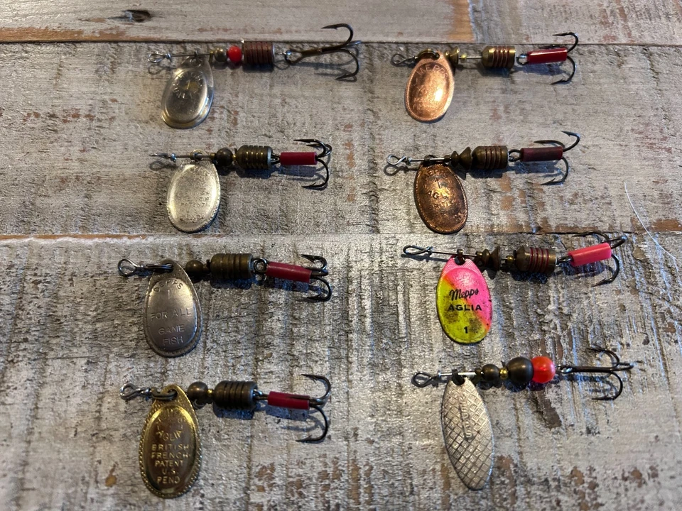 Lote Juego de 8 Señuelos Giratorios Vintage Mepps Aglia #1 Trucha Bajo Envío Gratis Foto 1 de 1
