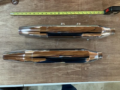 harley davidson softail deluxe slip on mufflers # 65358-07 - Image 1 of 4