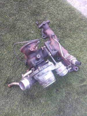 Turbocompresor Volvo V40 turbo + colector de escape 2.0 D2 diésel 31380130 31380132  Foto 1 de 4