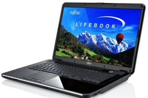 Fujitsu Lifebook BIG 18.4 inch Laptop Core i3 8GB RAM 1TB SSD WIN 11 - Picture 1 of 9