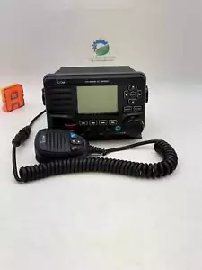 iCom IC-M506 VHF Seefunkgerät mit HM-205RB Mikrofon hinten, NMEA2000, Halterung Brkt (gebraucht) - Bild 1 von 12